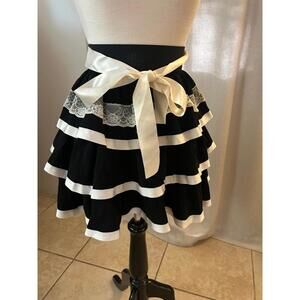 Twinkle Black Cream Lace Tiered Mini Skirt Big Bow Dark Coquette XS-S